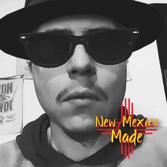 Meet your Posher, Raymond - Picture 1 of 1